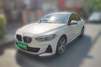 宝马1系 2019款 120i 领先型M运动套装