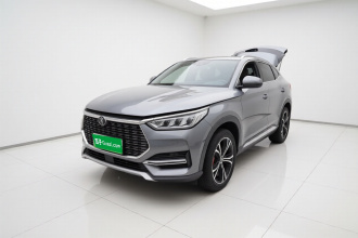 比亚迪 宋PLUS 2020款 1.5T 自动尊贵型