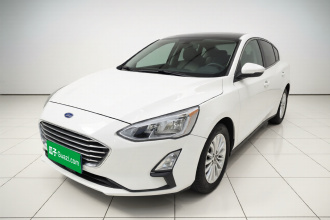 福特 福克斯 2019款 三厢 EcoBoost 180 自动锋潮型