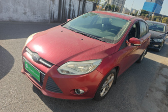 福特 福克斯 2012款 两厢 1.6L 手动风尚型