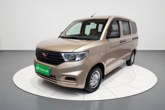 五菱汽车 五菱宏光V 2022款 1.5L劲取版电动助力LAR