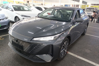 长安 逸动PHEV 2025款 智慧新蓝鲸 145KM 战舰版