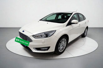 福特 福克斯 2018款 三厢经典 EcoBoost 180 自动旗舰型