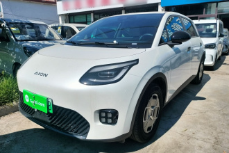 埃安 AION UT 2025款 330星辉版