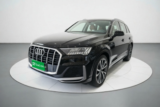 奥迪Q7 2023款 55 TFSI quattro S line运动型