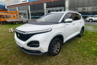 宝骏RM-5 2019款 1.5L 手动24小时在线精英型 5座