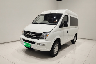 上汽大通MAXUS 新途V80 2021款 2.0T AMT经典傲运通短轴中顶5/6座