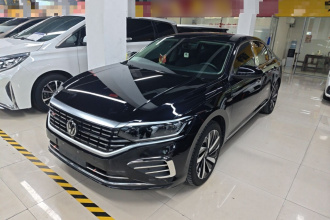 大众 帕萨特 2025款 出众款 380TSI 龙腾版