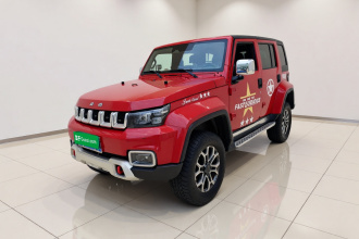 北京越野BJ40 2023款 2.0T 自动四驱城市猎人版侠客型