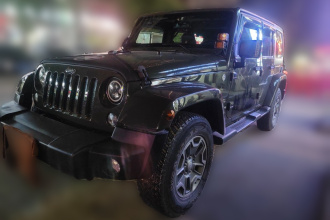 Jeep 牧马人 2015款 3.0L Sahara 四门舒享版
