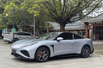 哪吒汽车 哪吒GT 2023款 580 AWD 运动版
