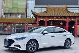 现代 索纳塔 2020款 270TGDi DCT GLS精英版