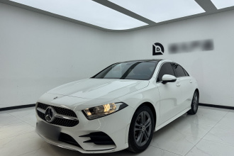 奔驰A级 2022款 A 180 L 运动轿车