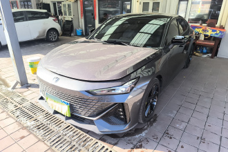 长安UNI-V 2022款 1.5T 智慧领航型