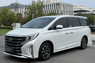 广汽传祺 传祺M8 2023款 领秀系列 390T 豪华版