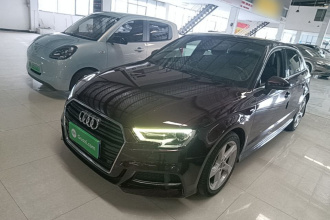 奥迪A3 2018款 30周年年型 Sportback 35 TFSI 时尚型