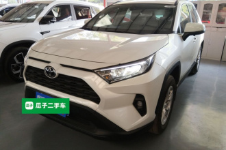 丰田 RAV4荣放 2024款 2.0L CVT两驱都市版