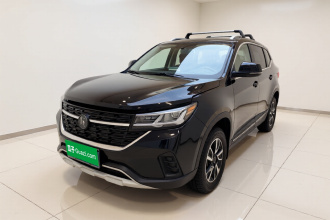 东风风行 风行T5 2022款 盛世款 1.6L 手动筑梦版五座