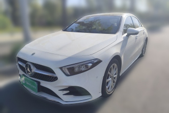 奔驰A级 2021款 A 200 L 运动轿车时尚型