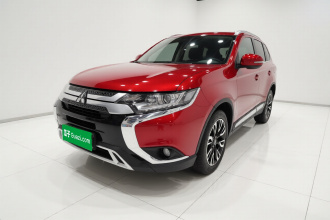 三菱 欧蓝德 2019款 2.0L 两驱畅享版 5座 国VI