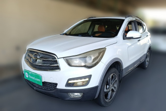 海马S5 2016款 1.6L 手动豪华型科技版