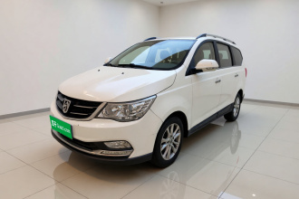 宝骏730 2016款 1.5L 手动舒适型 7座 国V