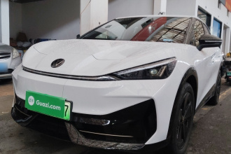 大众 ID.UNYX 与众 2024款 Pro 长续航版