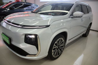 捷途山海L9 2025款 1.5TD 2DHT 旗舰版 6座