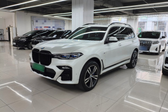 宝马X7 2022款 xDrive40i 尊享型M运动套装