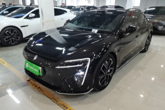 阿维塔06T 2026款 Performance 三电机纯电版