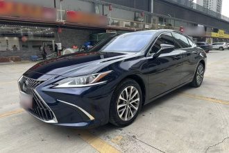 雷克萨斯ES 2022款 200 卓越版