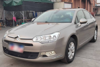 雪铁龙C5 2012款 2.0L 自动尊享型