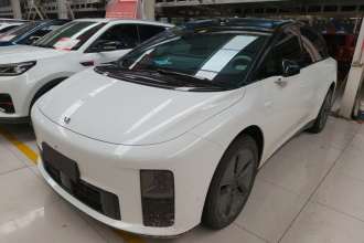 理想汽车 理想i6 2025款 两驱标准版