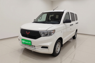 五菱汽车 五菱宏光V 2022款 1.5L劲取版电动助力LAR