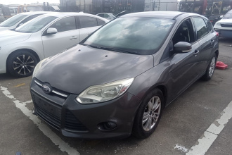 福特 福克斯 2012款 两厢 1.6L 自动舒适型