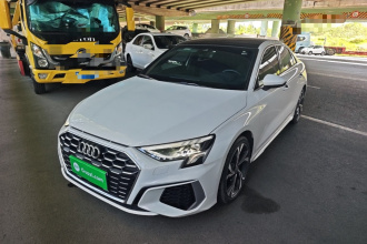 奥迪A3 2021款 A3L Limousine 35 TFSI 豪华运动型
