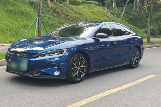 比亚迪 汉 2022款 EV 创世版 610KM四驱尊享型