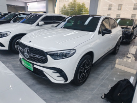 奔驰GLC轿跑 2024款 GLC 260 4MATIC 轿跑SUV