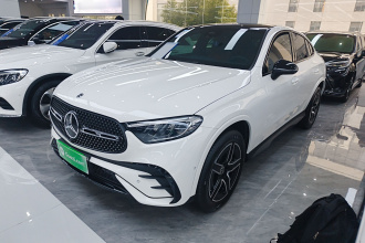 奔驰GLC轿跑 2024款 GLC 260 4MATIC 轿跑SUV