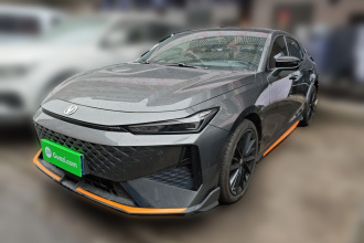 长安UNI-V 2024款 1.5T 尊贵运动型