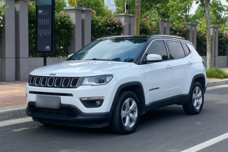 Jeep 指南者 2019款 220T 自动家享版