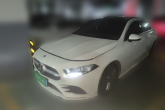 奔驰A级 2020款 改款 A 180 L 运动轿车