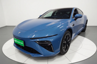 哪吒汽车 哪吒S 2022款 增程版 1160km 后驱中版