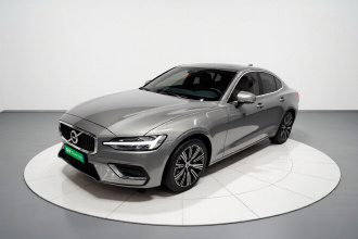 沃尔沃S60 2022款 B4 智远豪华版