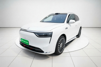 鸿蒙智行 问界M8 2025款 增程 Ultra版 53.4kWh 6座版 (192线激光雷达）