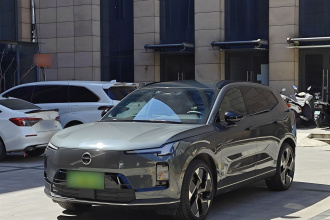 沃尔沃XC70插电式混动 2026款 四驱超长续航Ultra