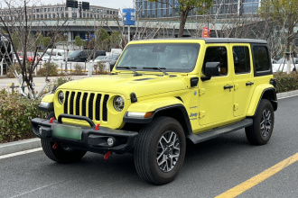 Jeep 牧马人新能源 2022款 四门 2.0T 4xe 撒哈拉 萤光黄限量版