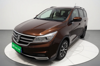 宝骏730 2019款 1.5L 手动时尚型 7座 国V