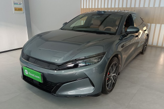 比亚迪 汉L 2025款 DM-p 四驱激光雷达旗舰型