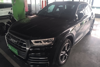 奥迪Q5L 2018款 40 TFSI 荣享时尚型 国VI